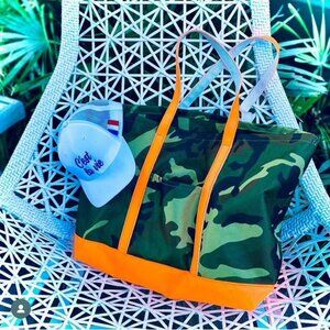 Jacks & Jokers Camouflage tote with neon orange accent trim